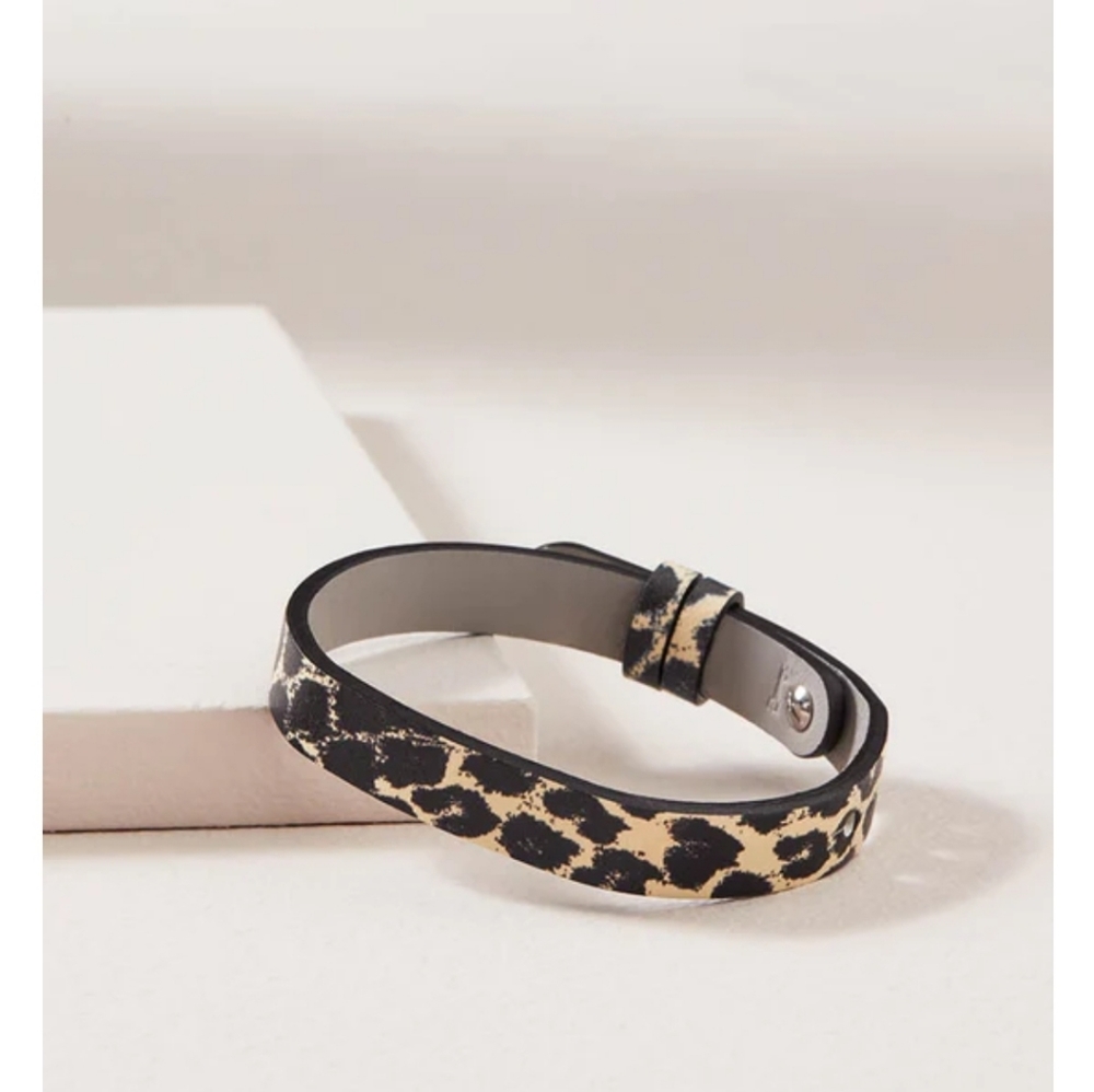 STELLA & DOT - Leather Bracelet
